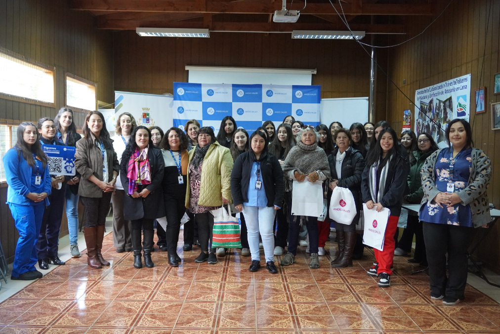 "Invencibles, sí; descuidadas, no": Andes Salud imparte charla sobre prevención del cáncer cervicouterino en Ancud